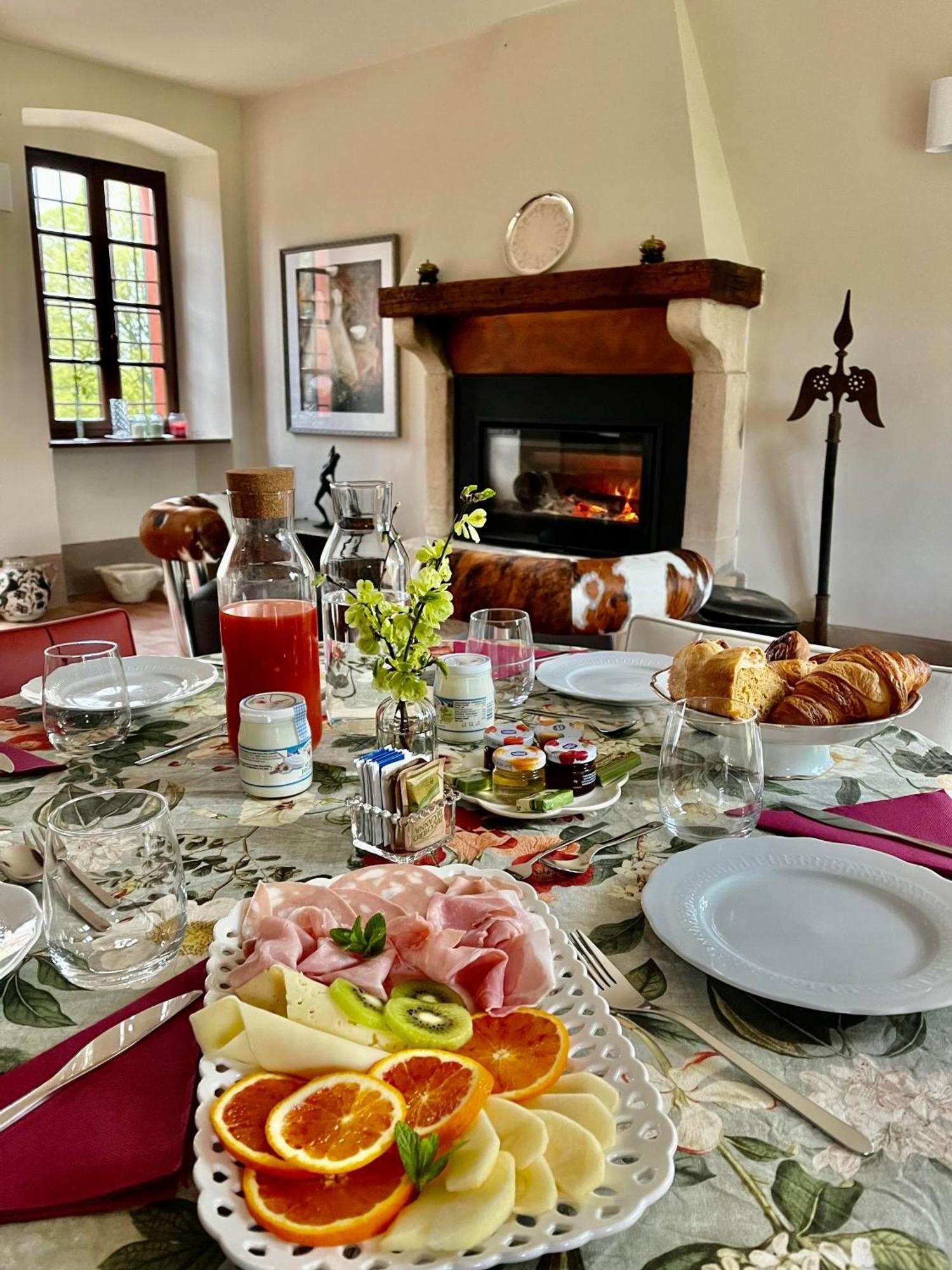 Le Mansarine Charme B&B Castellaro (Lombardy) Exterior foto